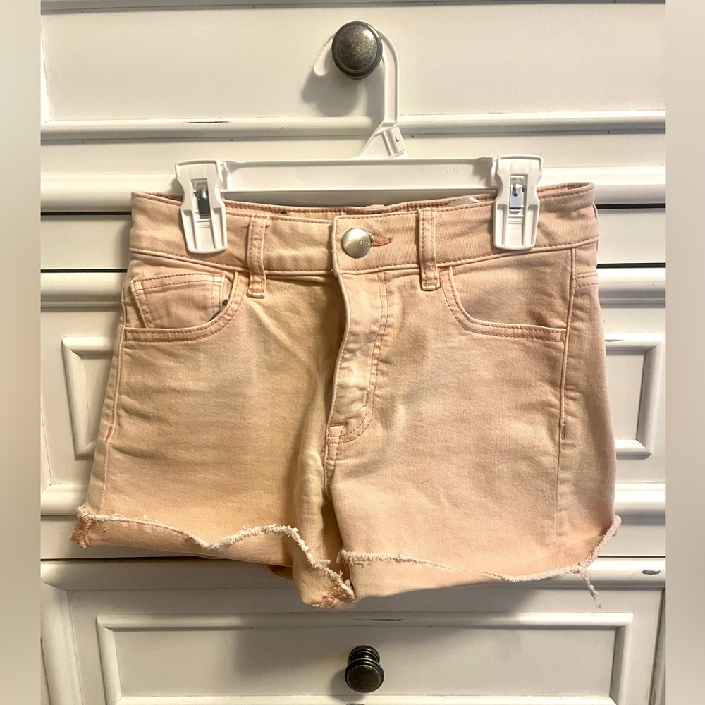 Rose Denim Shorts. Great Shape. Stretchy